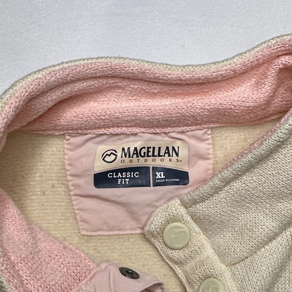 GIRLS Magellan Outdoors Cream Pullover Sweatshirt Size XL - Picture 2 of 5